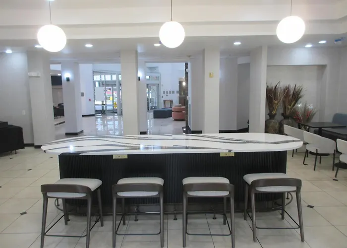 Holiday Inn Express Hotel & Suites Houston-Downtown Convention Center By Ihg
